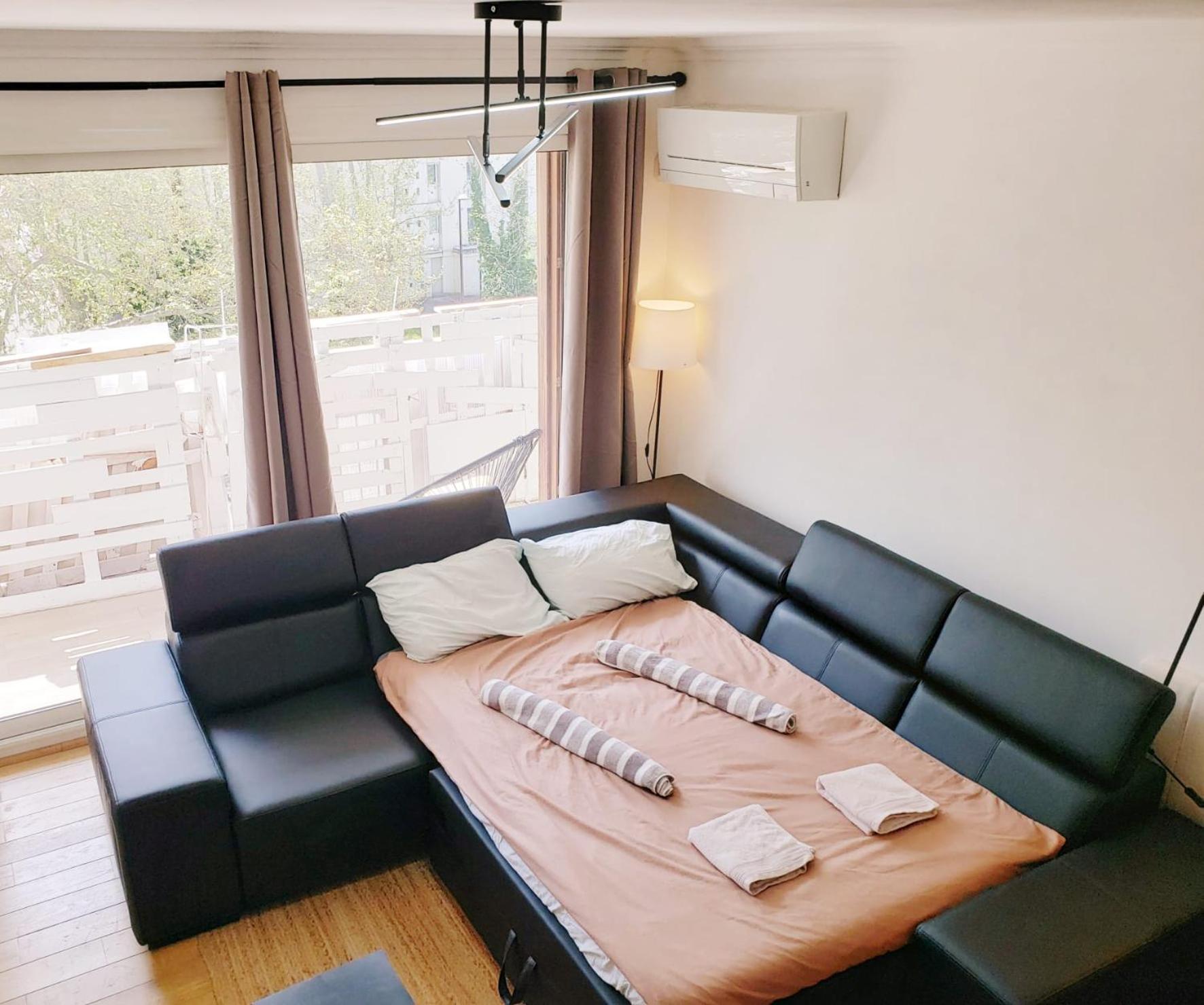 Suite From 1 To 6 - Bathtubs In Rooms - Air Conditioned Residential Appartement - Self-Arrival - Wifi - Netflix Disney - Kitchen - Laundry - Parking Aviñón Exterior foto